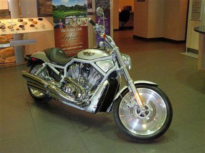 2003 Harley-Davidson V-Rod Anniversary ONLY 749 MILES