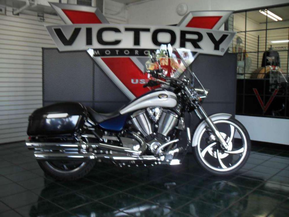 2012 victory vegas  cruiser 