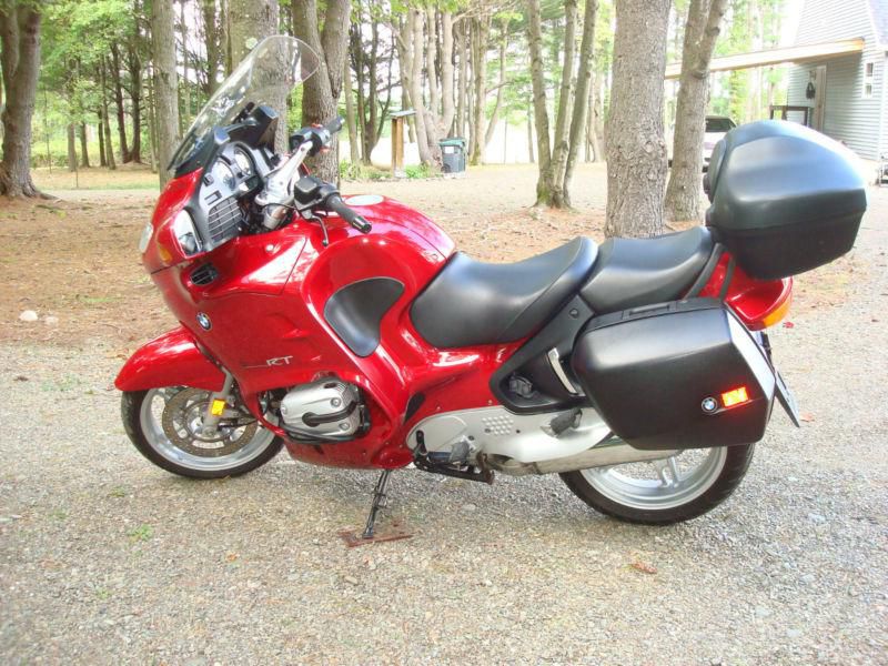 2004 BMW R1150RT motorcycle
