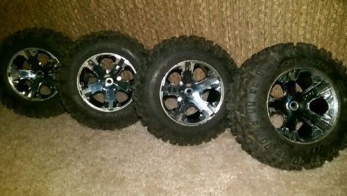 Proline Badlands 2.8 Tires with Desperado Rims