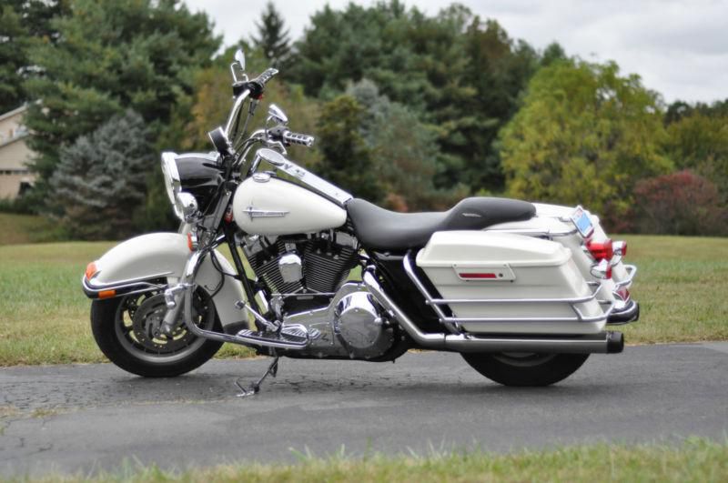 2001 harley-davidson police road king (flhpi) - birch white, only 20k miles