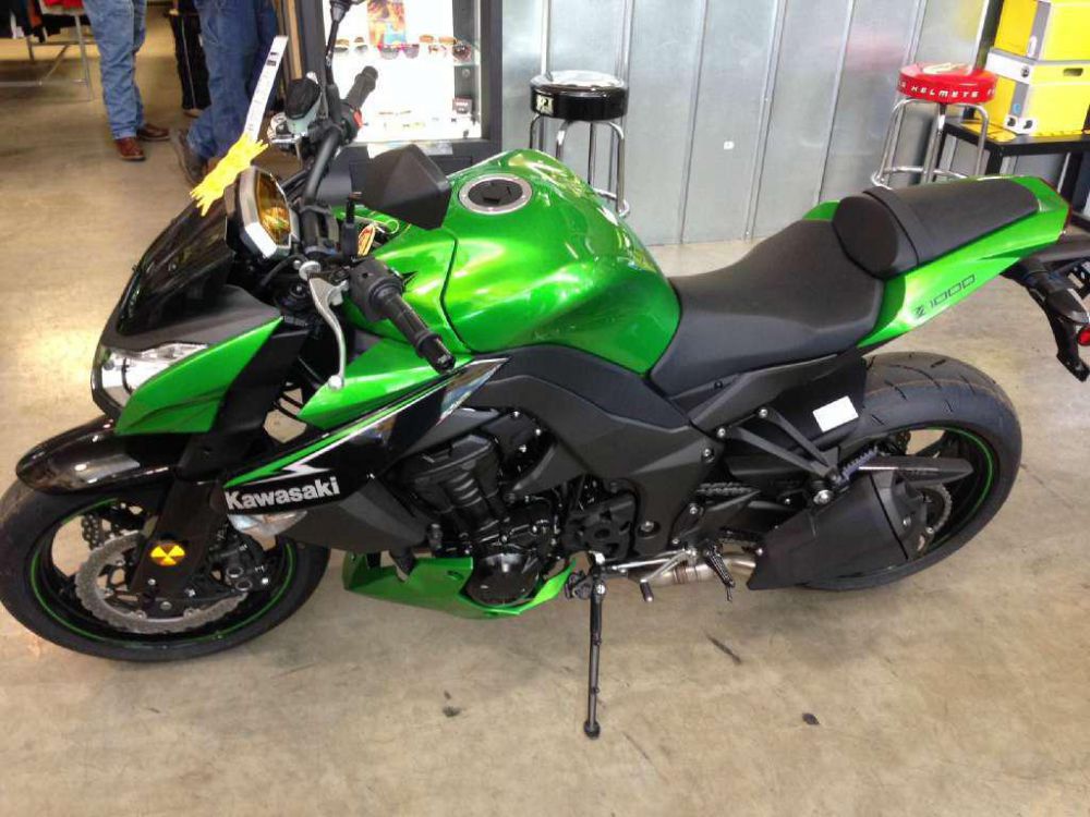 2013 Kawasaki Z1000 Sportbike 