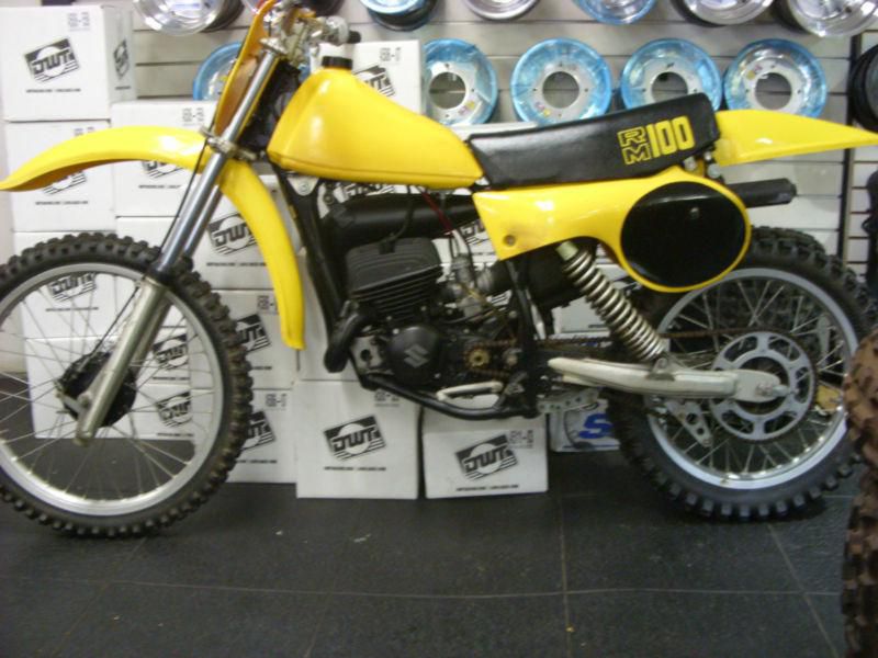 SUZUKI RM100 RM 100 1979 DIRT BIKE collectors hard to find DONT MISS OUT