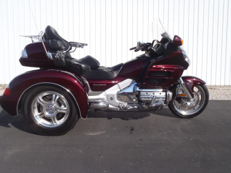 2008 Honda GL1800 Gold Wing Premium Audio CHAMPION TRIKE UM90569 BD