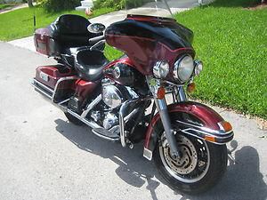 2002 harley davidson ultra glide full dresser-------priced to sell quickly------