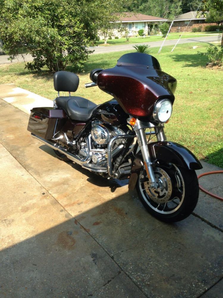 2011 harley-davidson street glide  cruiser 