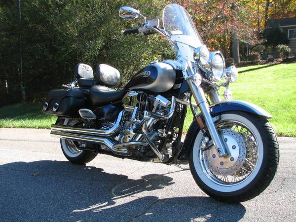 2007 Yamaha Road Star 1700 Silverado..PRICED FOR WINTER SELL..13k mile