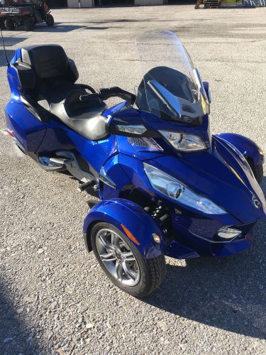 2012 Can-Am SPYDER RT-S