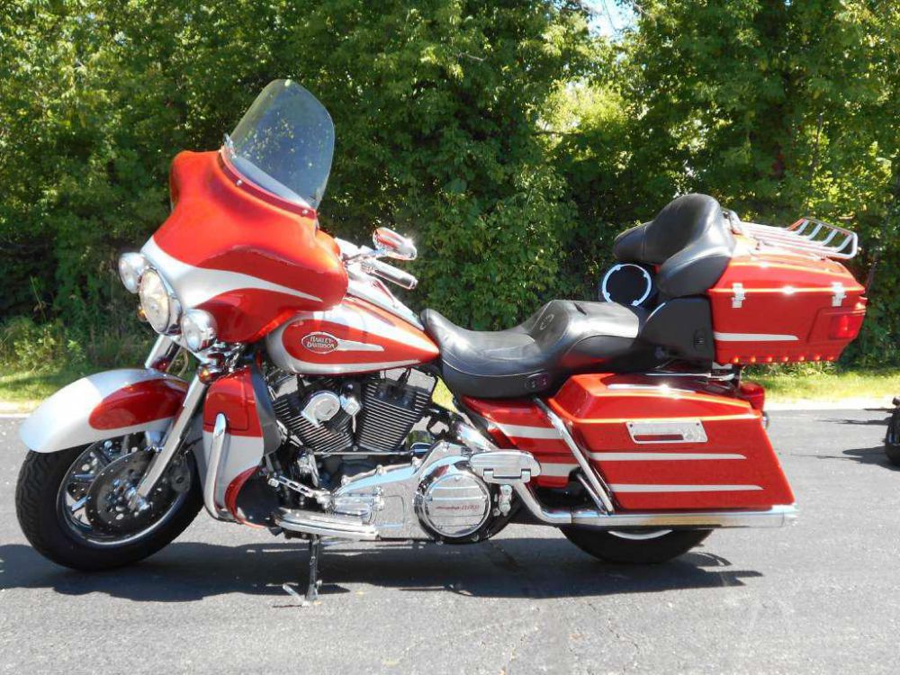 2008 Harley-Davidson FLHTCUSE3 Screamin Eagle Ultra Classic Touring 