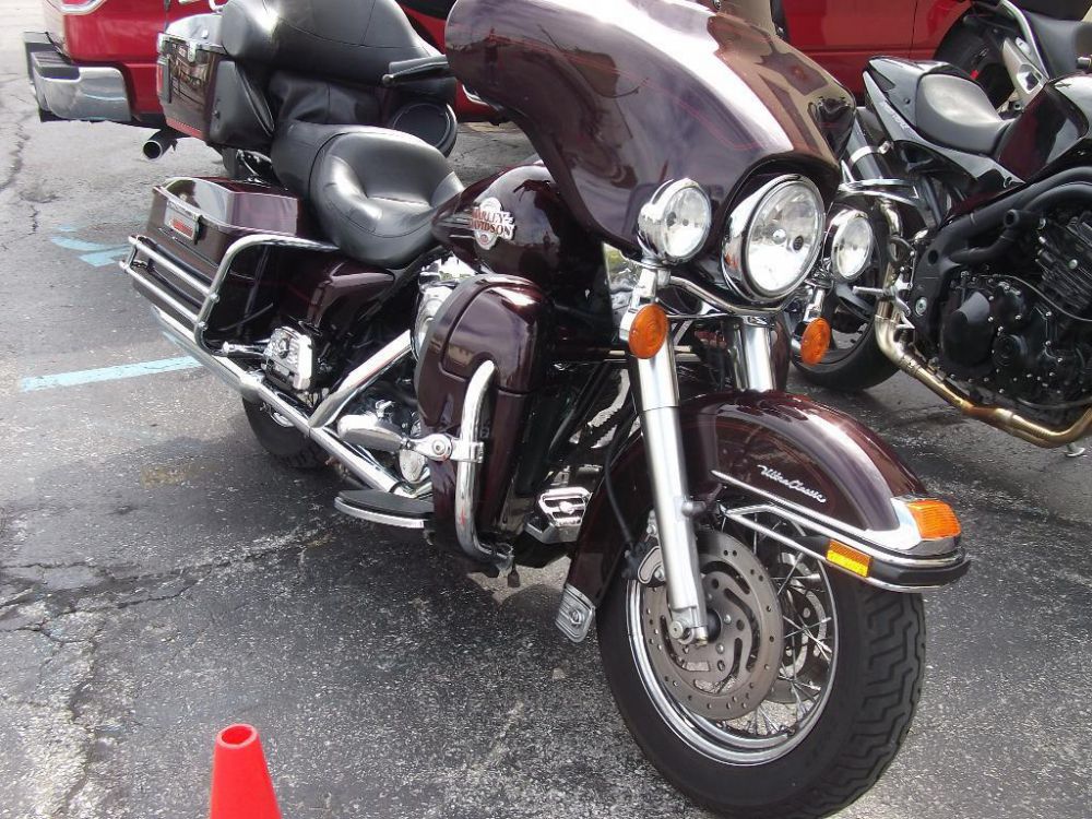 2006 harley-davidson flhtcui ultra classic electra glide  touring 