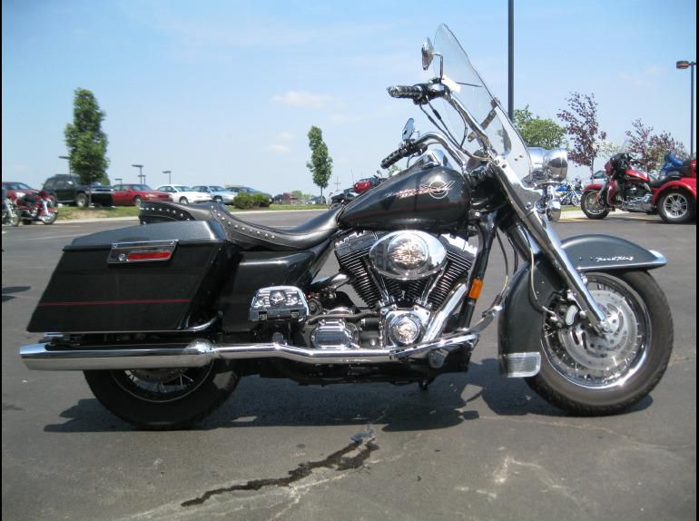 2005 Harley-Davidson Road King FLHR Touring 