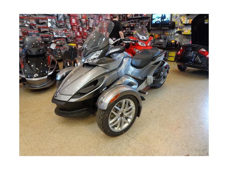 2013 can-am spyder st sm5 