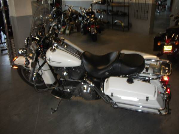 2005 Harley Davidson Road King Police Edition