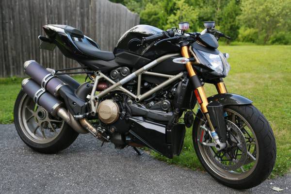 2010 ducati streetfighter 1098 S