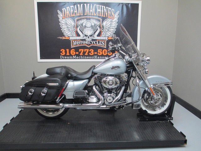 2011 Harley-Davidson Road King Classic FLHRC103 - Wichita,Kansas