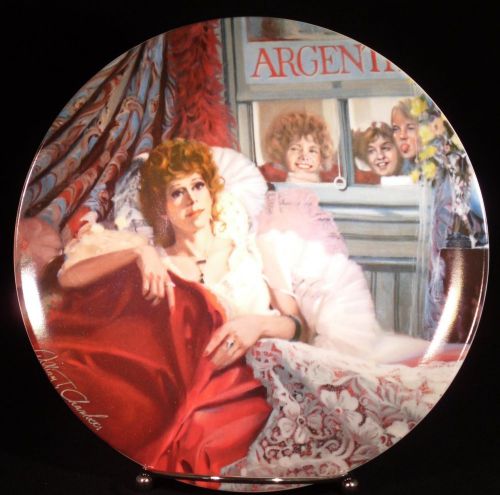 Knowles collector plate &#034;annie and miss hannigan&#034; 6th issue annie series 1986