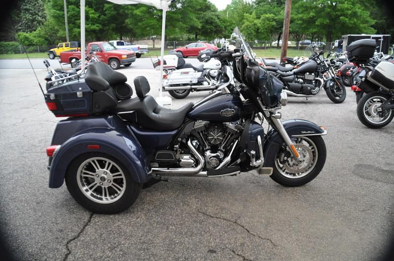 2009 harley-davidson flhtcutg - tri glide ultra classic  touring 