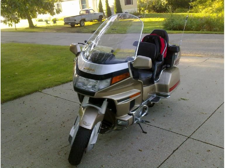 1988 Honda Gold Wing 1500 Touring 