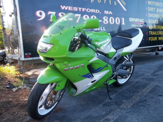 Used 1996 Kawasaki ZX900 ZX-9R for sale.