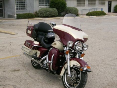 2007 Harley Davidson FLHTCU