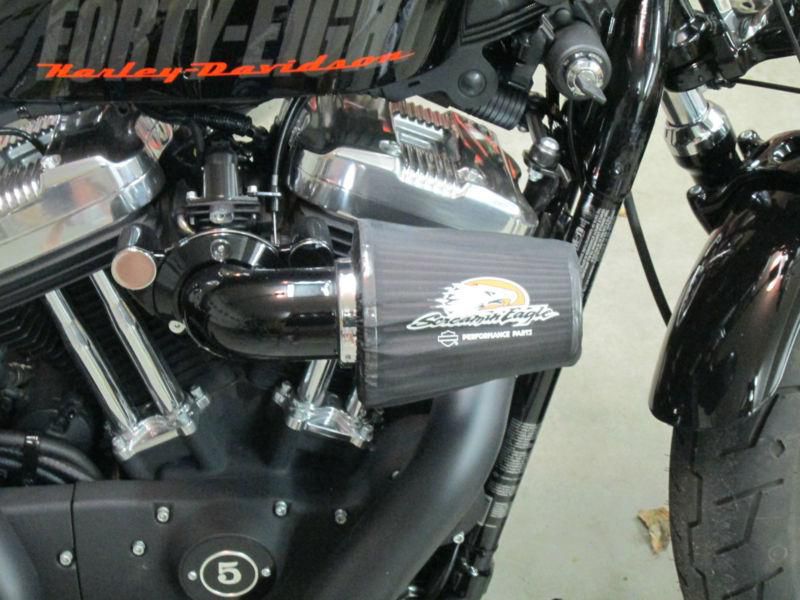 Screamin' Eagle Heavy Breather air cleaner