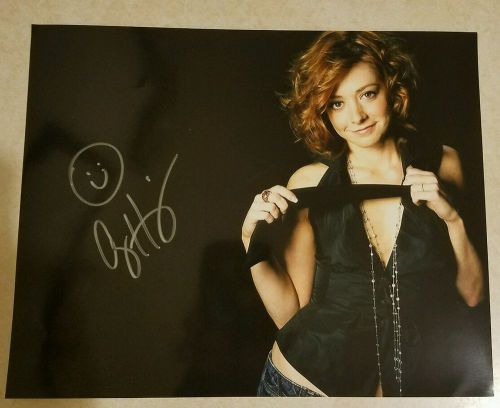 Alyson hannigan hand signed  8x10 free shipping