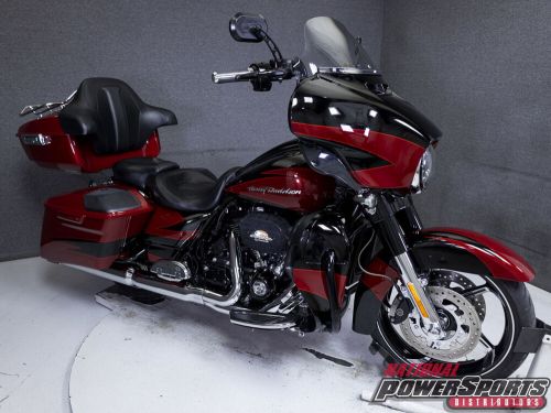 2017 Harley-Davidson FLHXSE SCREAMIN EAGLE CVO STREET GLIDE W/ABS