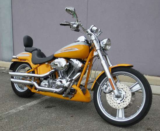 2004 Harley-Davidson FXSTDSE&sup2; Screamin&#039; Eagle Softail Deuce