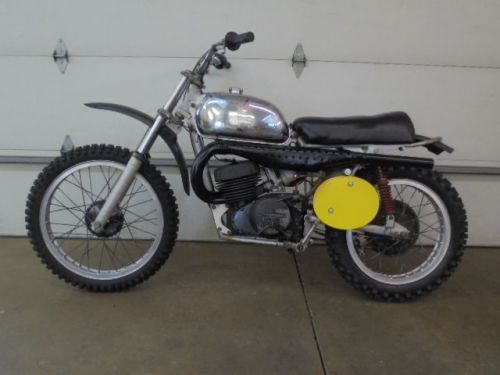 1972 Husqvarna 1972 HUSQVARNA CR250