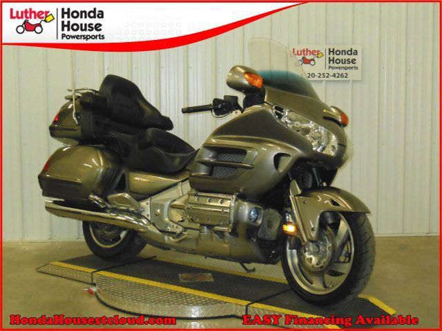 2004 Honda Gold Wing Base Touring 