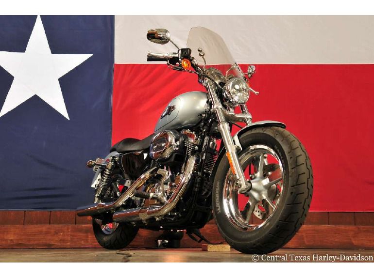 2012 Harley-Davidson Sportster 1200 Custom 