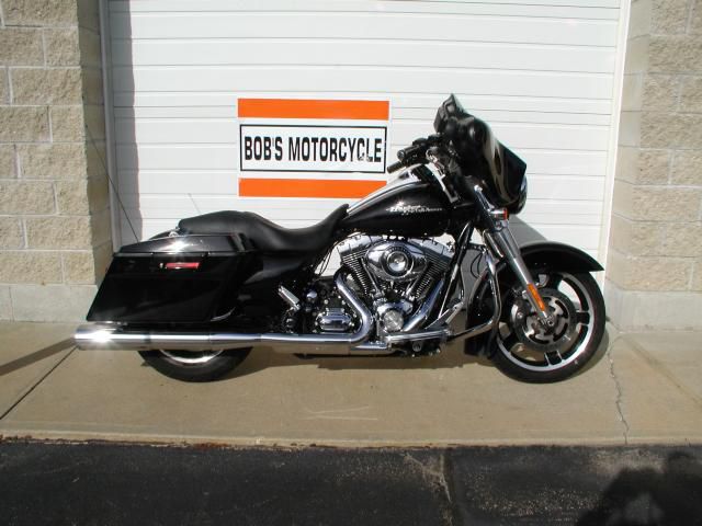 2010 harley davidson street glide flhx, black, 26k miles