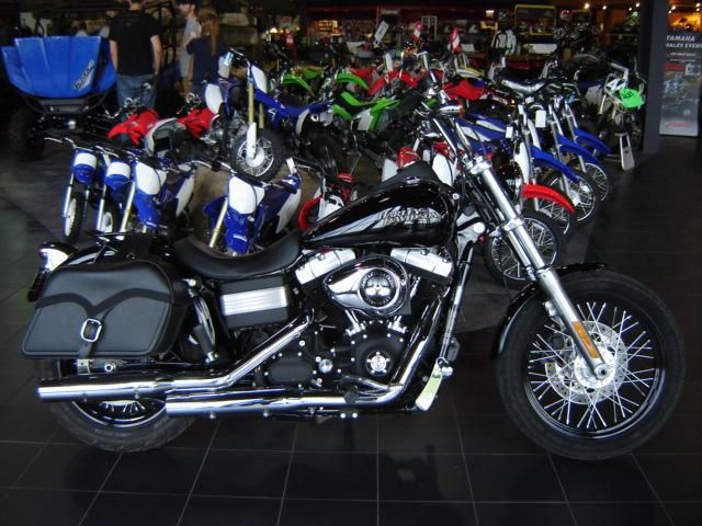 2010 harley-davidson dyna street bob fxdbi  cruiser 