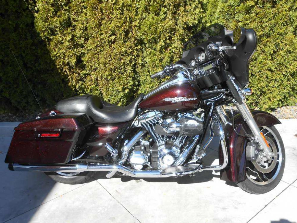 2011 harley-davidson flhx street glide  touring 