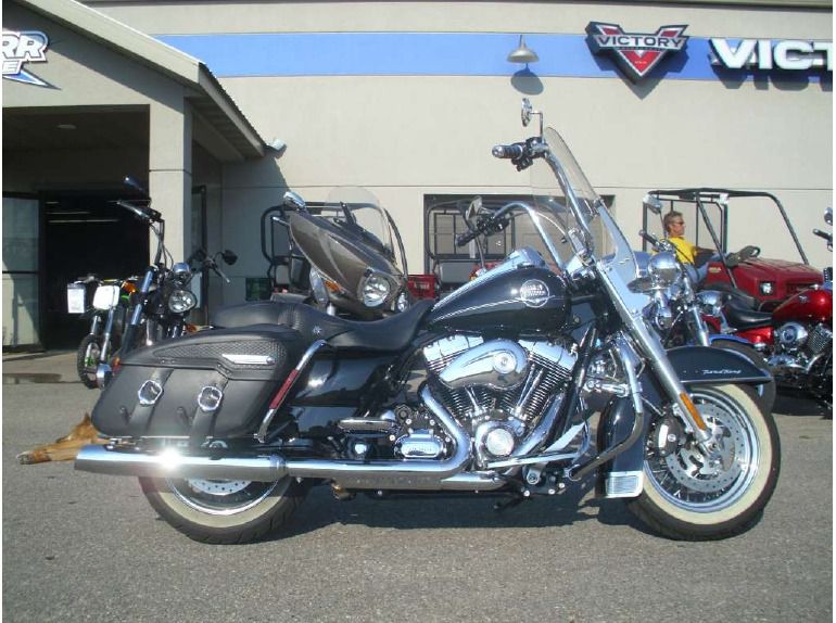 2009 harley-davidson flhrc road king classic 