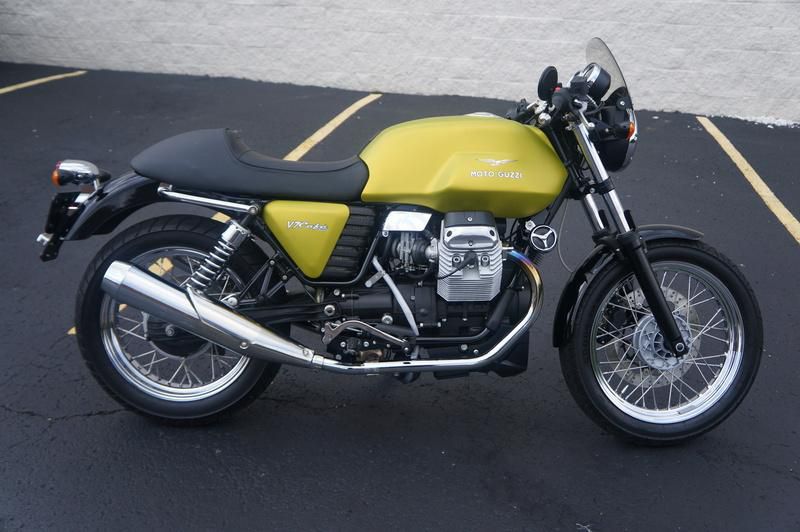 2010 moto guzzi v7 caf  classic  standard 