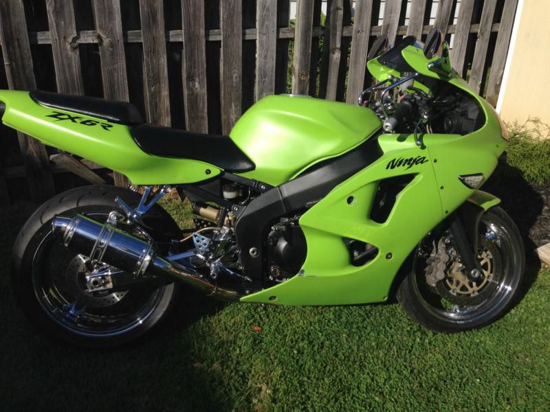 2002 Kawasaki ZX6R miles, new back for sale on 2040-motos