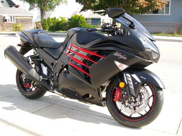 Brand new2014 kawasaki zx-14r color ebony/ebony