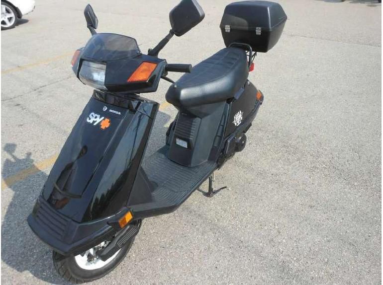 2000 honda elite 80  moped 