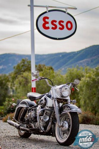 1961 Harley-Davidson FLH