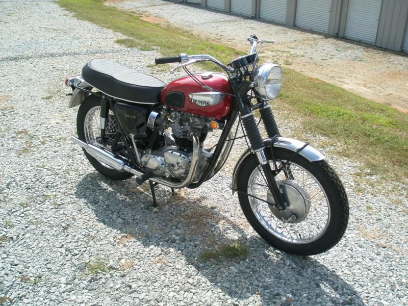 Fully restored 1966 T120 Triumph Bonneville