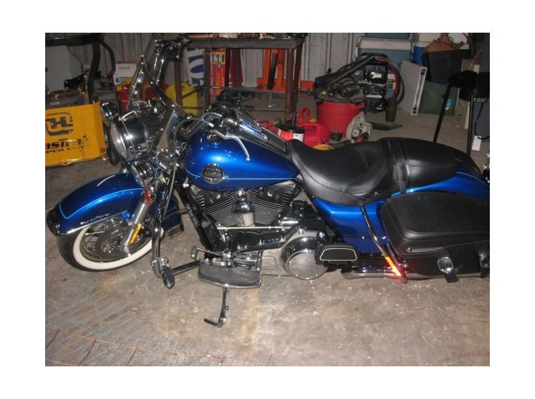 2010 harley-davidson road king classic 