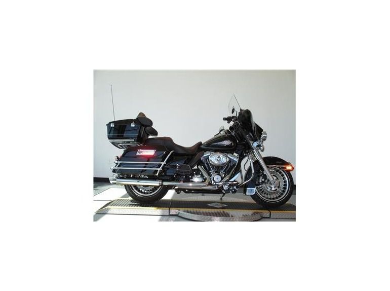 2012 Harley-Davidson FLHTC103 