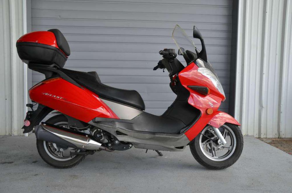 2004 aprilia atlantic 200  scooter 