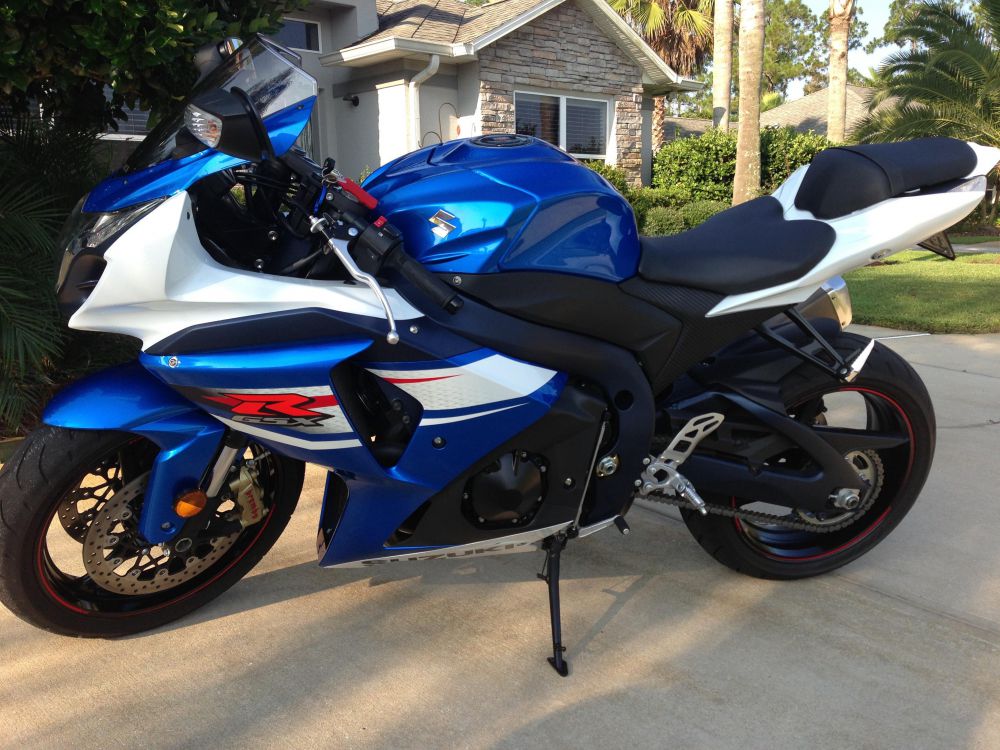 2012 suzuki gsx-r 1000 sportbike 