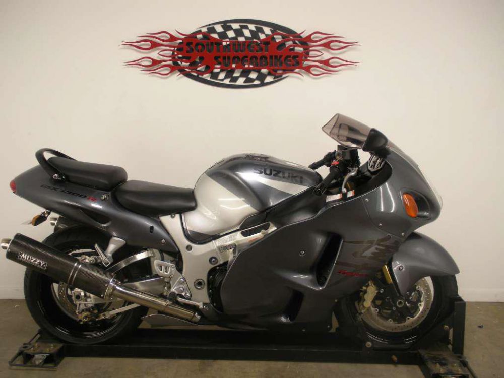 2003 suzuki hayabusa 1300  sportbike 