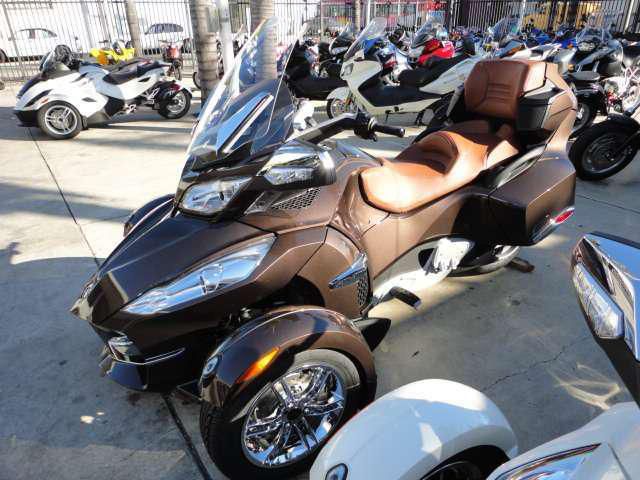 2012 can-am spyder rt limited  touring 