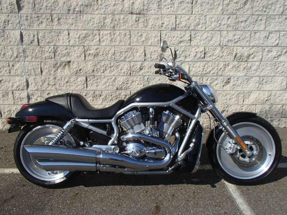 2005 harley-davidson vrsca v-rod  cruiser 