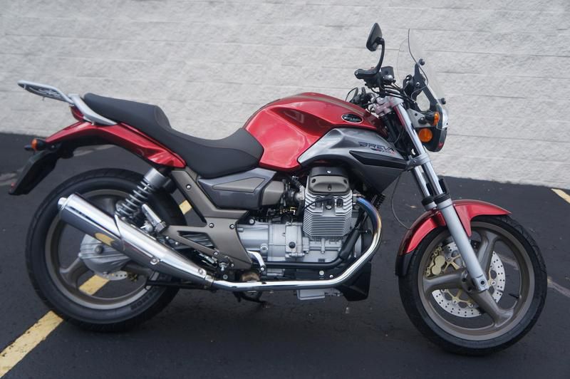 2004 moto guzzi breva v 750 ie  standard 