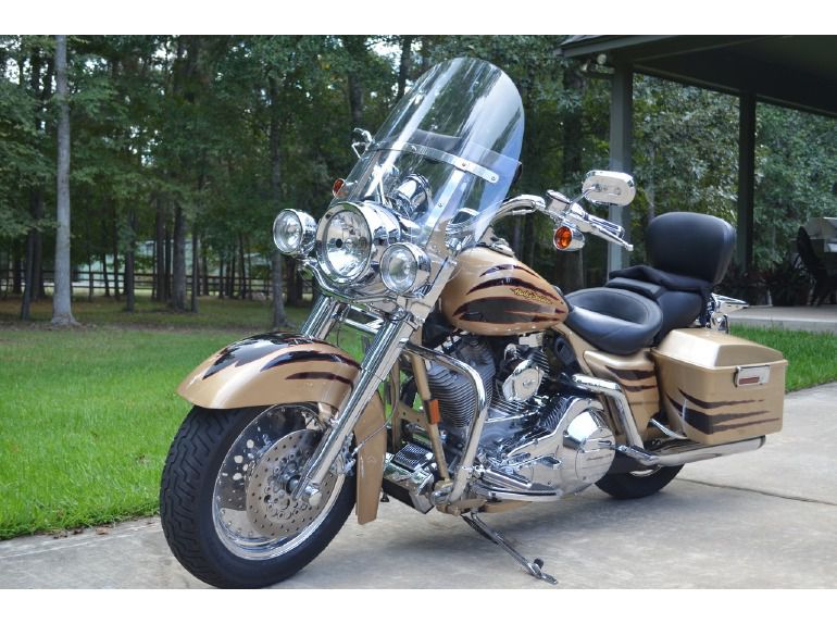 2003 Harley-Davidson Road King CVO 